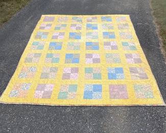 097 vintagepastelpatchworkquilt