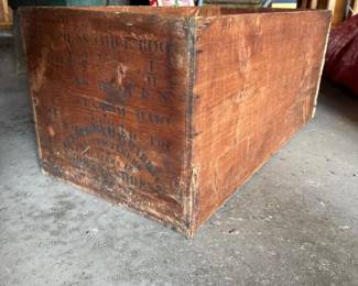380 largeantiquewoodenadvertisingcrate
