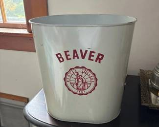 338 beavercollegemetalwastebasket