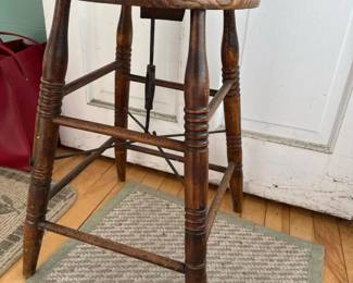 299 antiquewoodenstoolwithturnedlegsan