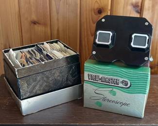 077 sawyersviewmasterstereoscopewithre