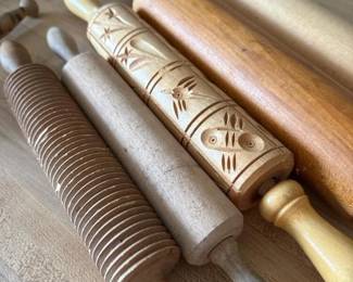 291 vintagewoodenrollingpins