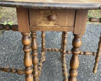 051 vintagerusticgatelegtableforrefinis