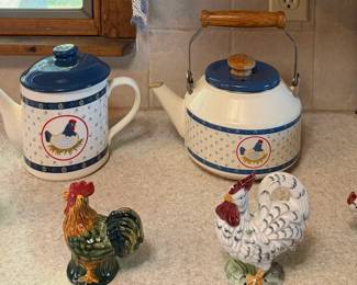 Country Hen Chicken Kitchen Collection - Teapots & Ceramic Rooster Figurines