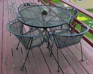 5-Piece Outdoor Metal Mesh Patio Dining Set - Round Table & 4 Armchairs