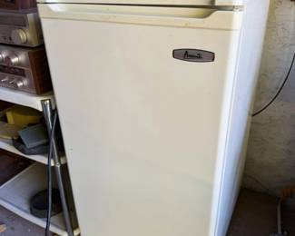 Avanti Compact Upright Refrigerator with Freezer Compartment - Model 410 YAH