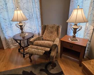 Wingback Recliner with 2 Side Tables  Matching Lamps