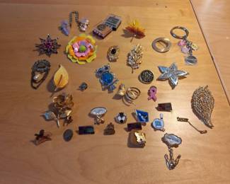 Vintage  Fashion Brooch and Pin Collection  Floral, Rhines
