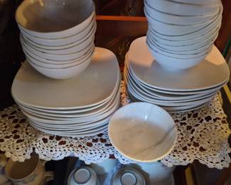 8” Porcelain Plates for Party/Salad/Dessert and Marble Melamine Bowls