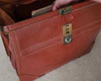 vintage medical doctor bag