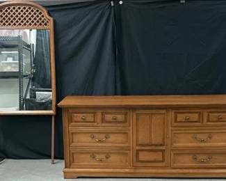 Bassett Dresser Mirror