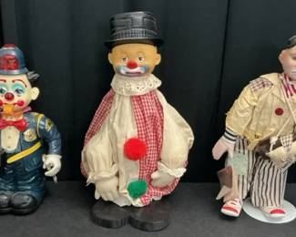 A Police Clown Toy 2 Clown Dolls