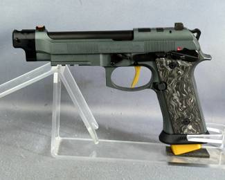 Beretta USA Type 92XI FS Comp 9mm Para Pistol SN# 92X0117779, Fiber Optic Sight, 3 Total Mags, In Original Hard Case