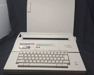 SmithCorona 250 DLE Electronic Typewriter Vintage Office Machine