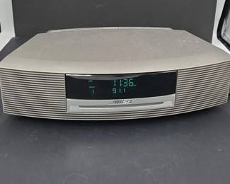 Vintage Bose Wave Radio CD Tabletop Music System w Remote, in Working Condition