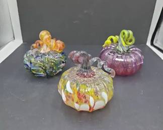 Set of Three 3 Hand Blown Art Glass Pumpkins w Applied Stems and Curled Tendrils