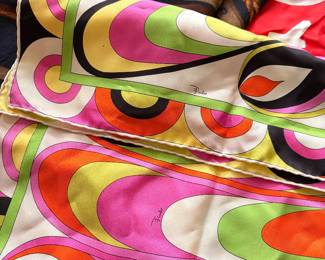 Pucci scarf