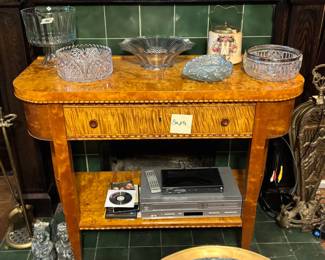 Incrdible Biedermeier(?) 