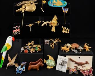 Animal Pin  Brooch Collection with Birds, Butterflies, Turtles  Noahs Ark