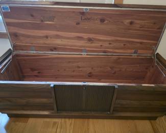 Lane Cedar Chest