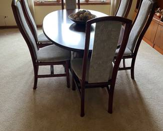 Great immaculate dining set