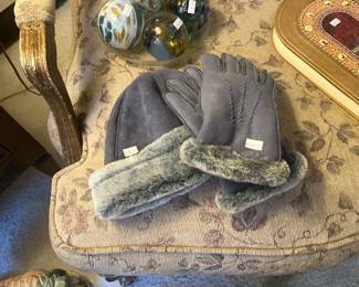 Winter Hats & Gloves