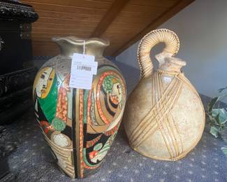 Alexander Kalifano Style Vase
