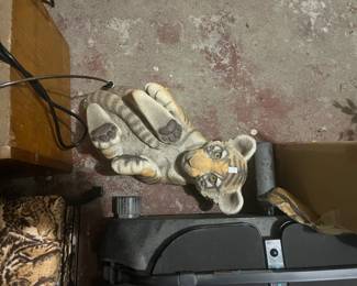 Lion Statue