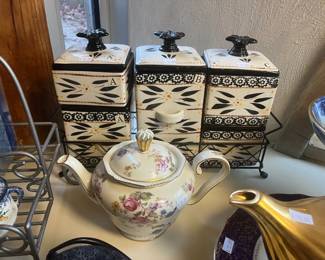 Teapot, Canisters