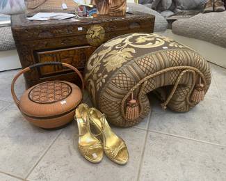 Upholstered Bench, Women's Shoes