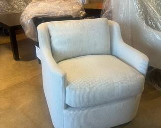 Houndstooth White Swivel Chair