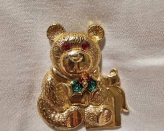 Gerry's Christmas Bear Brooch Vintage