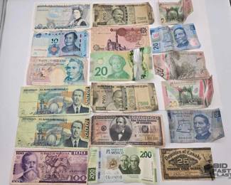 1713  Foreign Banknotes Canada, England, Mexico  More  Bank of England 5, Shinplaster
