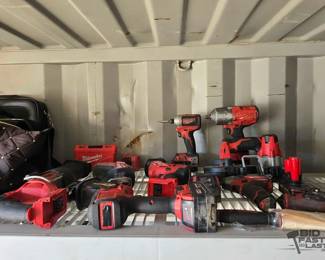 2810  Milwaukee Power Tools