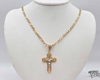 698  14kt Gold Necklace With Pendant  SemiPrecious Stones