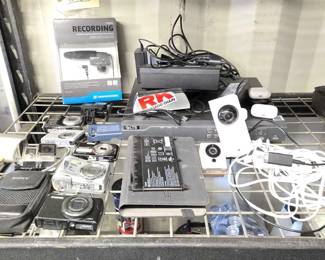 4108  Mixed Electronics Microphones, Headphones, and More