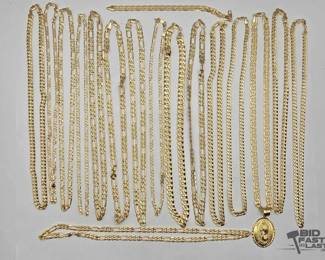 999  Gold Plated Costume Jewelry Chain Lot, Figaro Links, 17 Pieces