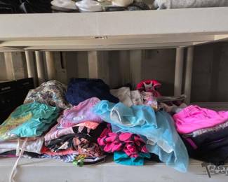 2850  Childrens Clothing