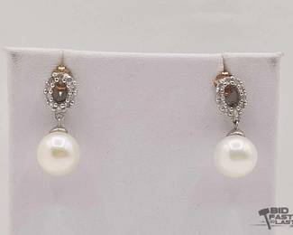 956 14kt Pearl Earrings With Diamonds