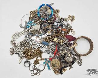 1016  Mixed Costume Jewelry Lot  Rhinestone Chains, Crosses, Rings  Bangles