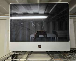 4104  Apple iMac 24Inch Desktop Computer
