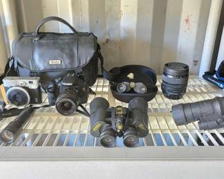 2822  Cameras and Camera Accessories