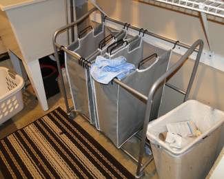 Laundry seperator