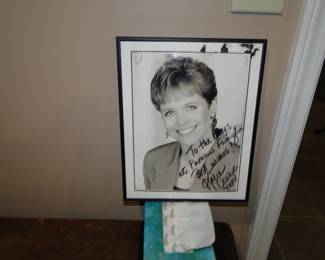 Katie Couric signed
