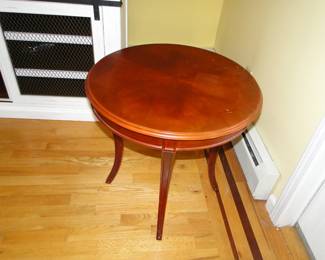 Round Table