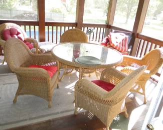 Indoor outdoor wicker (resin type)