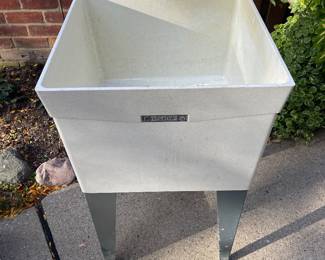 Laundry Tub brand new $50