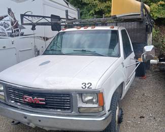 auctioncompanykc.com