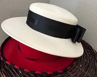 Rine Vintage Hat and Box Set