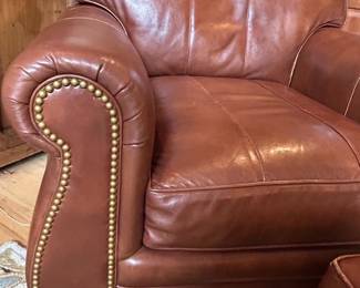 Leather Club Chair and Ottoman third image